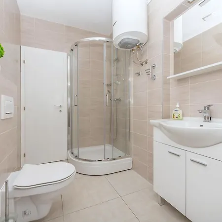 Apartmani Vukusic Promajna Exterior foto