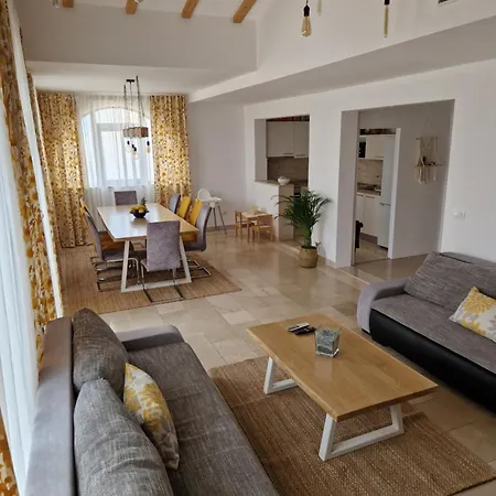 Apartmani Vukusic Promajna Exterior foto