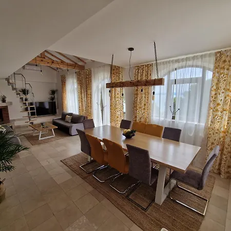 Apartmani Vukusic Promajna Exterior foto