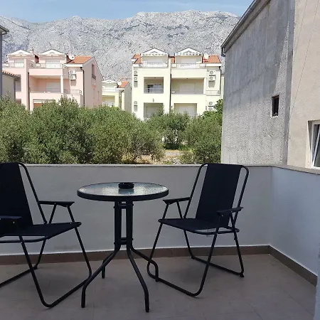 Apartmani Vukusic Promajna Exterior foto