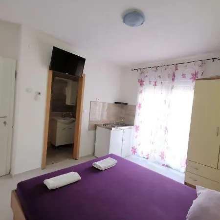 Apartmani Vukusic Promajna Exterior foto